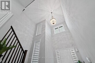 4466 Saw Mill Dr in Niagara Falls, ON - Building Photo - Building Photo