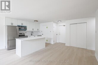 81 Ontario St in Bowmanville, ON - Building Photo - Building Photo