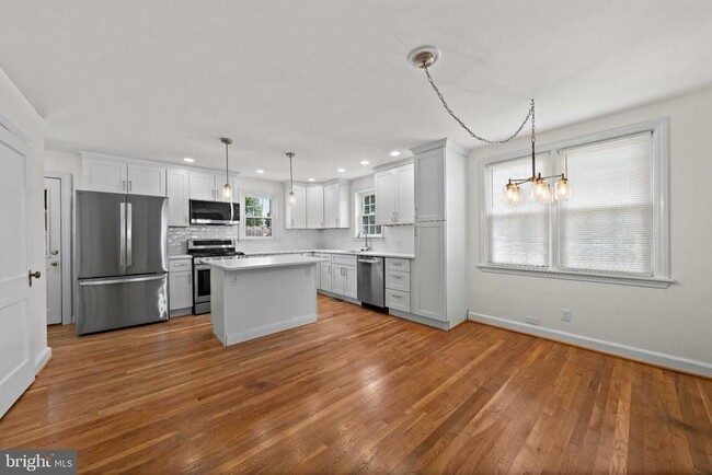 property at 1701 Sycamore St
