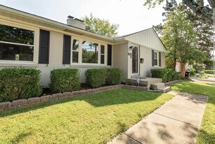 3213 Bon Air Ave in Louisville, KY - Building Photo