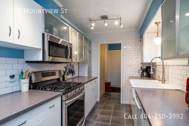 2779 Mountview St in Abbotsford, BC - Building Photo - Building Photo