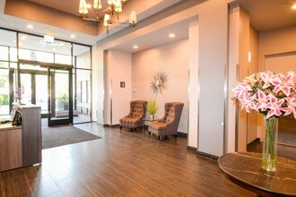 451 W Huron St-Unit -1104 in Chicago, IL - Building Photo - Building Photo