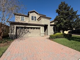 9032 Shadow Mountain St in Four Corners, FL - Building Photo