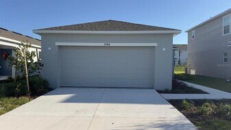 5744 Le Marin Wy in Kissimmee, FL - Building Photo