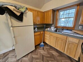 14 Henry Ave in Sanford, ME - Building Photo - Building Photo