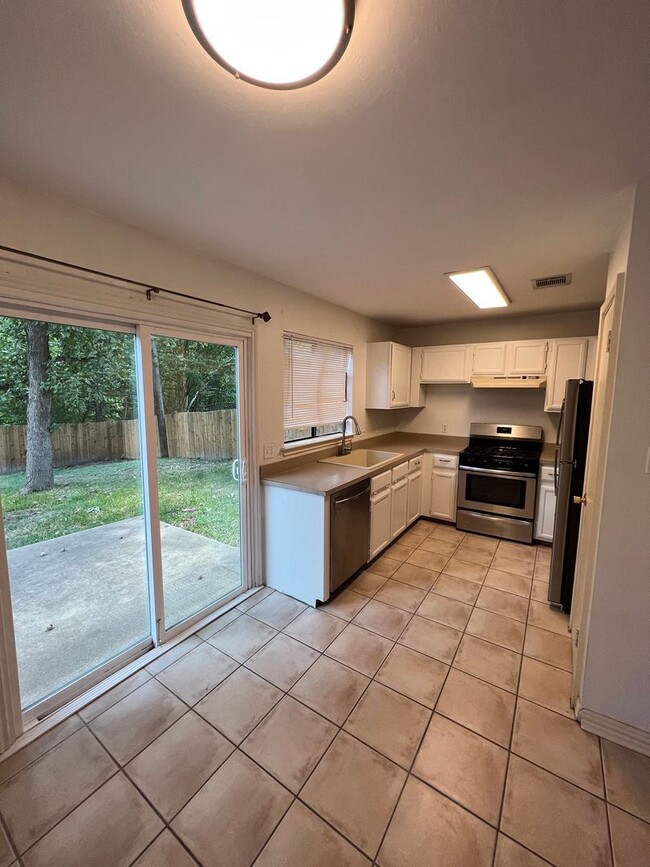 12311 Little Fatima Ln in Austin, TX - Building Photo - Building Photo