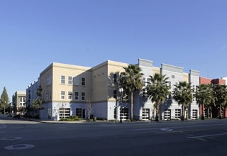 949 E Santa Ana Blvd in Santa Ana, CA - Building Photo - Building Photo