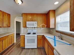 1482 Sunflower Dr in Dekalb, IL - Foto de edificio - Building Photo