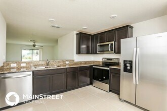 35709 Rose Moss Ave in Leesburg, FL - Building Photo - Building Photo