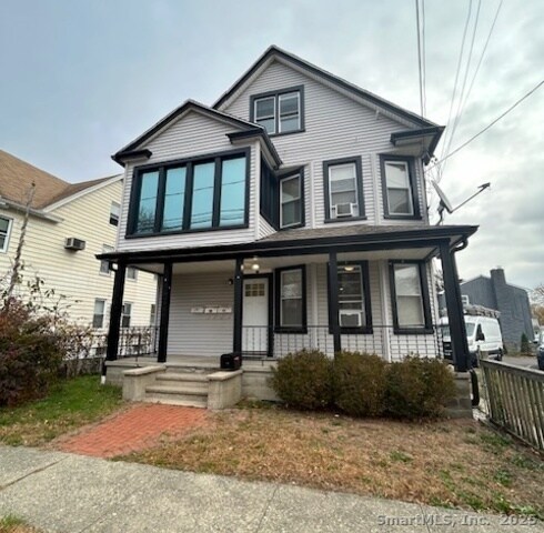 228 Weber St in Stratford, CT - Building Photo