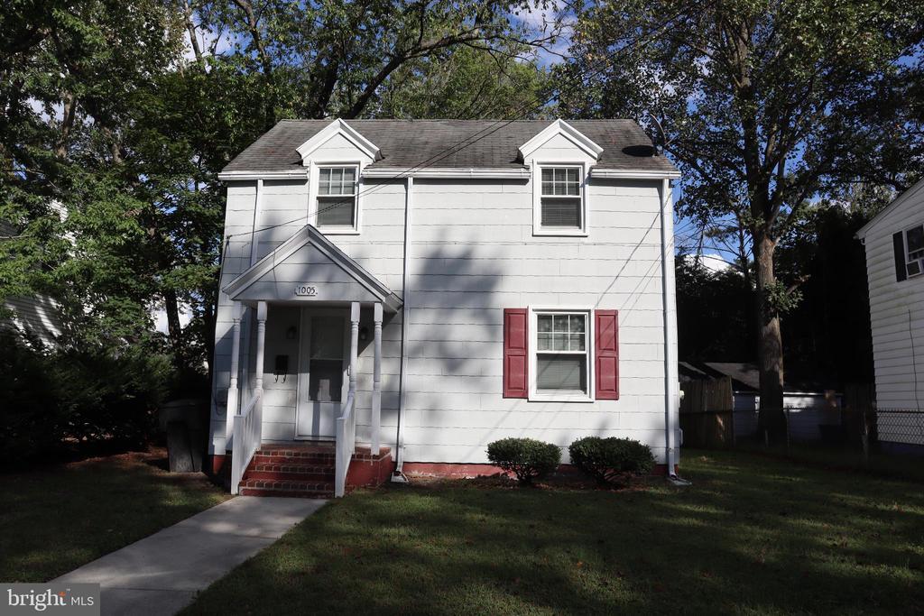 1005 Cecil St in Salisbury, MD - Building Photo