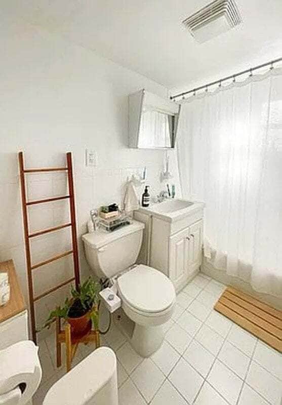 166 Suffolk St, Unit 2D