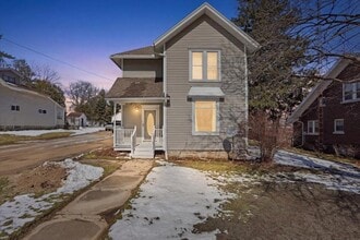 626 E High St in Milton, WI - Building Photo - Building Photo