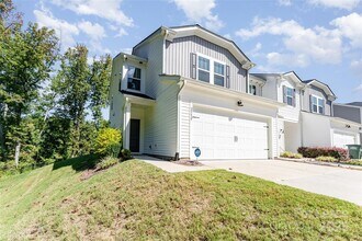 2352 Belterra Dr in Charlotte, NC - Building Photo - Building Photo