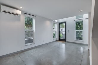 6240 Corson Ave S in Seattle, WA - Building Photo - Building Photo