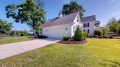 305 Anne St in Jacksonville, NC - Building Photo - Building Photo
