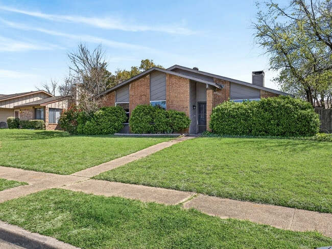 3808 Glover Dr in Plano, TX - Building Photo - Building Photo