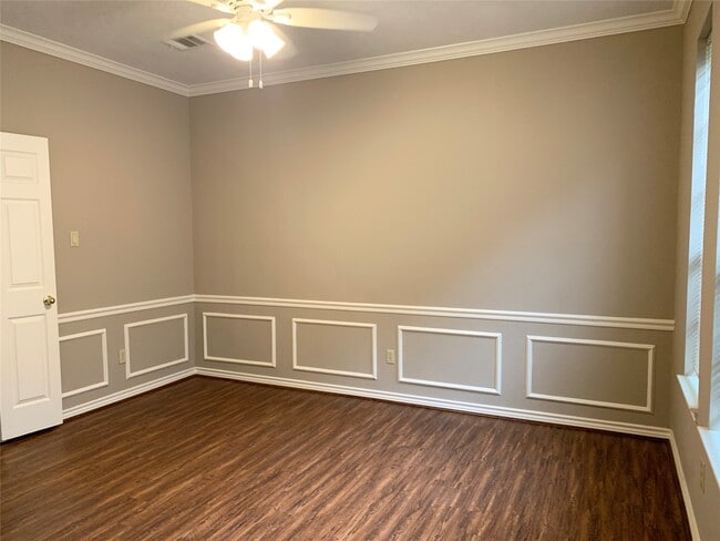 property at 4623 Chestnut Meadow Dr