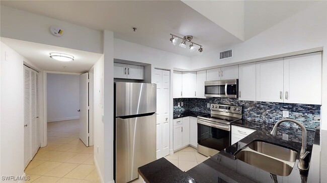 property at 1210 Wildwood Lakes Blvd