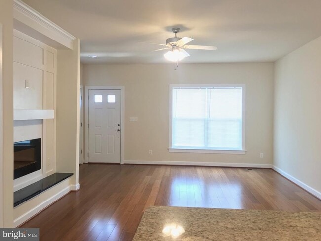 90 Andrews Pl in Fredericksburg, VA - Building Photo - Building Photo