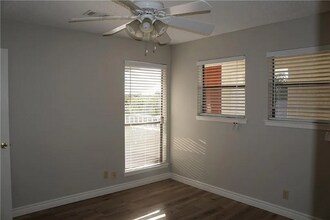 3115 Helms St in Austin, TX - Building Photo - Building Photo