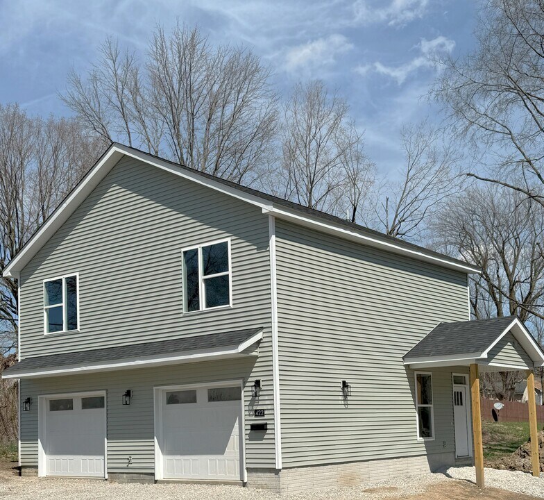 422 S Lambert St in Brazil, IN - Building Photo