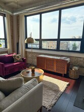 1701 NE Madison St in Minneapolis, MN - Building Photo - Building Photo