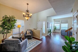 7725 Pinewood Dr NW in Albuquerque, NM - Building Photo - Building Photo