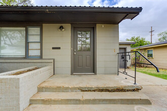 3809 28th St in Lubbock, TX - Building Photo - Building Photo