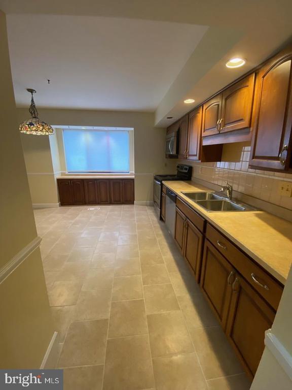 416 Five Farms Ln in Timonium, MD - Building Photo - Building Photo
