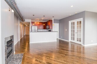 3550 W Montrose Ave in Chicago, IL - Building Photo - Building Photo