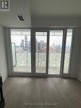 3900 Confederation Pkwy in Mississauga, ON - Building Photo - Building Photo