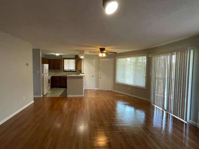 276 Knoll Dr in Bristol, VA - Building Photo - Building Photo