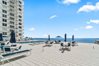 4511 S Ocean Blvd in Highland Beach, FL - Building Photo - Building Photo