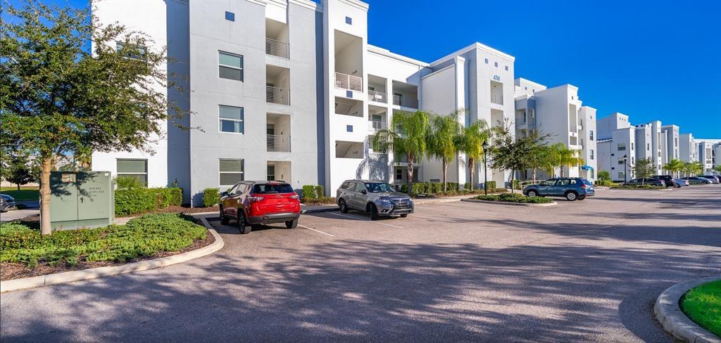 4741 Clock Tower Dr in Kissimmee, FL - Foto de edificio