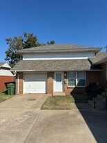 311 W Vandament Ave in Yukon, OK - Building Photo