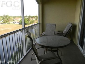 1781 Four Mile Cove Pkwy-Unit -146 in Cape Coral, FL - Foto de edificio - Building Photo