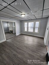 3215 E 117th St in Cleveland, OH - Building Photo - Building Photo