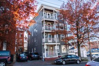 106 Cumberland Ave in Portland, ME - Foto de edificio - Building Photo