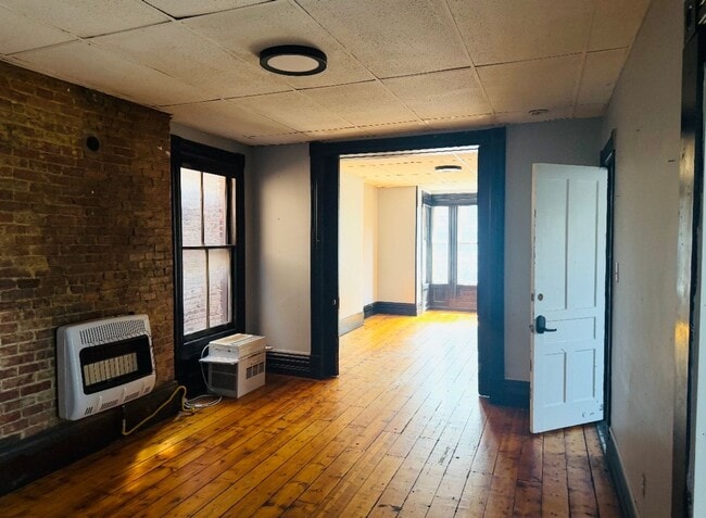 property at 3275 6th Ave