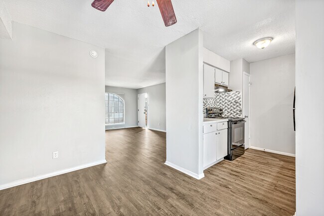 Park at Timberlake in Arlington, TX - Foto de edificio - Interior Photo