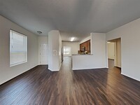 29338 Turnbury Village Dr in Spring, TX - Foto de edificio - Building Photo