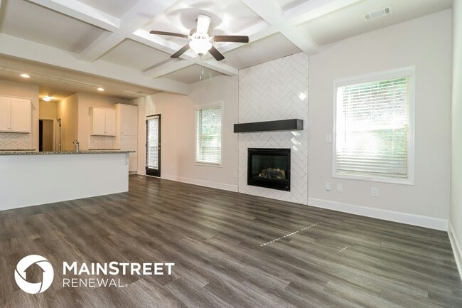 657 Overlook Gln Dr in Lawrenceville, GA - Foto de edificio - Building Photo