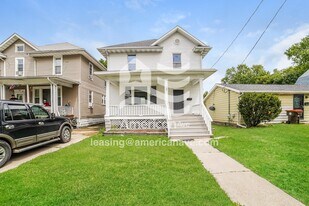 707 E Republic St in Peoria, IL - Building Photo