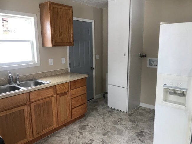 317 E 13th St in Grand Island, NE - Building Photo - Building Photo