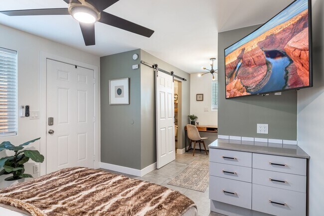 property at 2145 W Fairmount Ave