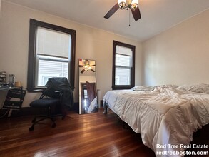 4 Montcalm Ave, Unit 2 in Boston, MA - Building Photo - Building Photo