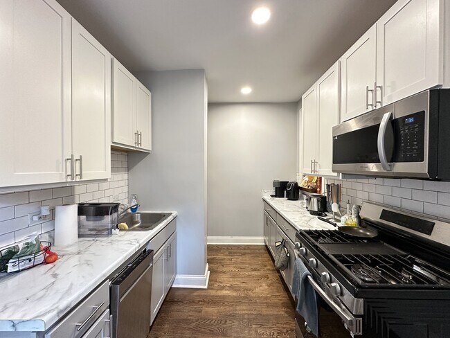 6257 N Lakewood Ave in Chicago, IL - Building Photo - Building Photo