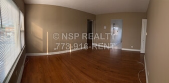 7626 N Milwaukee Ave