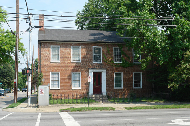 301 N Broadway in Lexington, KY - Building Photo - Building Photo